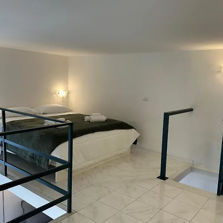 La Dimora al Castello Central Flat Naples - My Place-2
